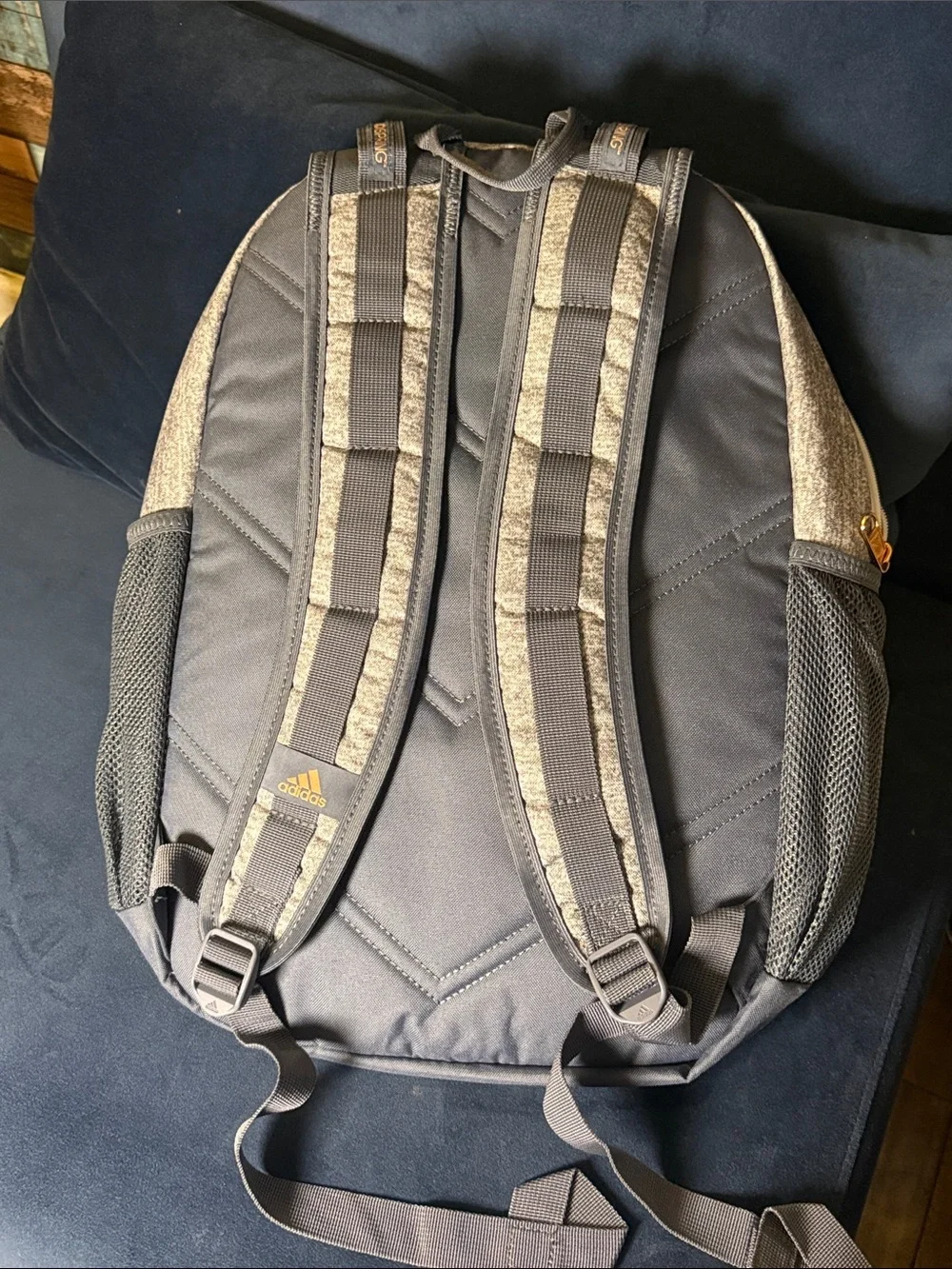 Large full capacity Adidas Loadspring backpack - Picture 8 of 9
